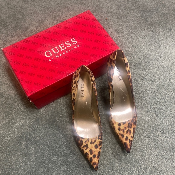Vintage Guess Animal Print Heels - Picture 1 of 4